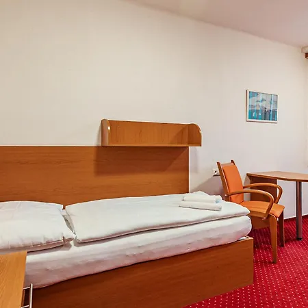 Hotel Garni Vsb