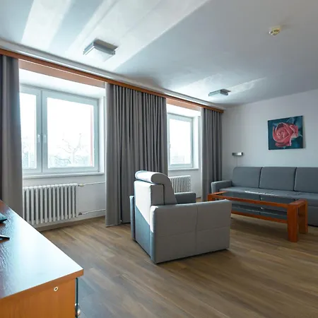 Hotel Garni Vsb