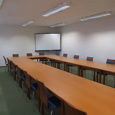 Garni Vsb Tuo 3* Οστράβα